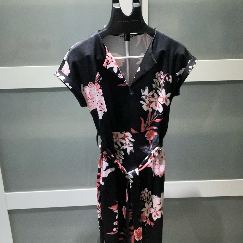 Ecowish Elegant Black and Pink Floral Midi Dress